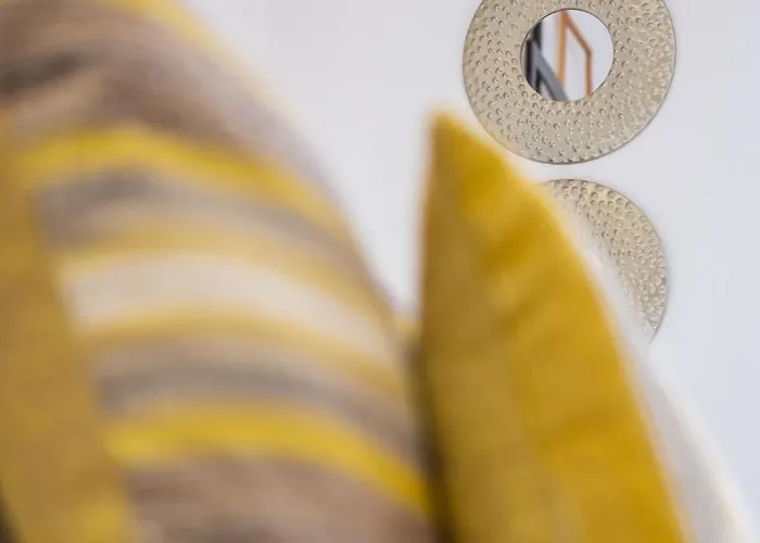 #009 Walk Everywhere Apartment