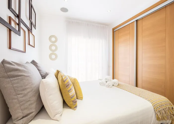 #009 Walk Everywhere *